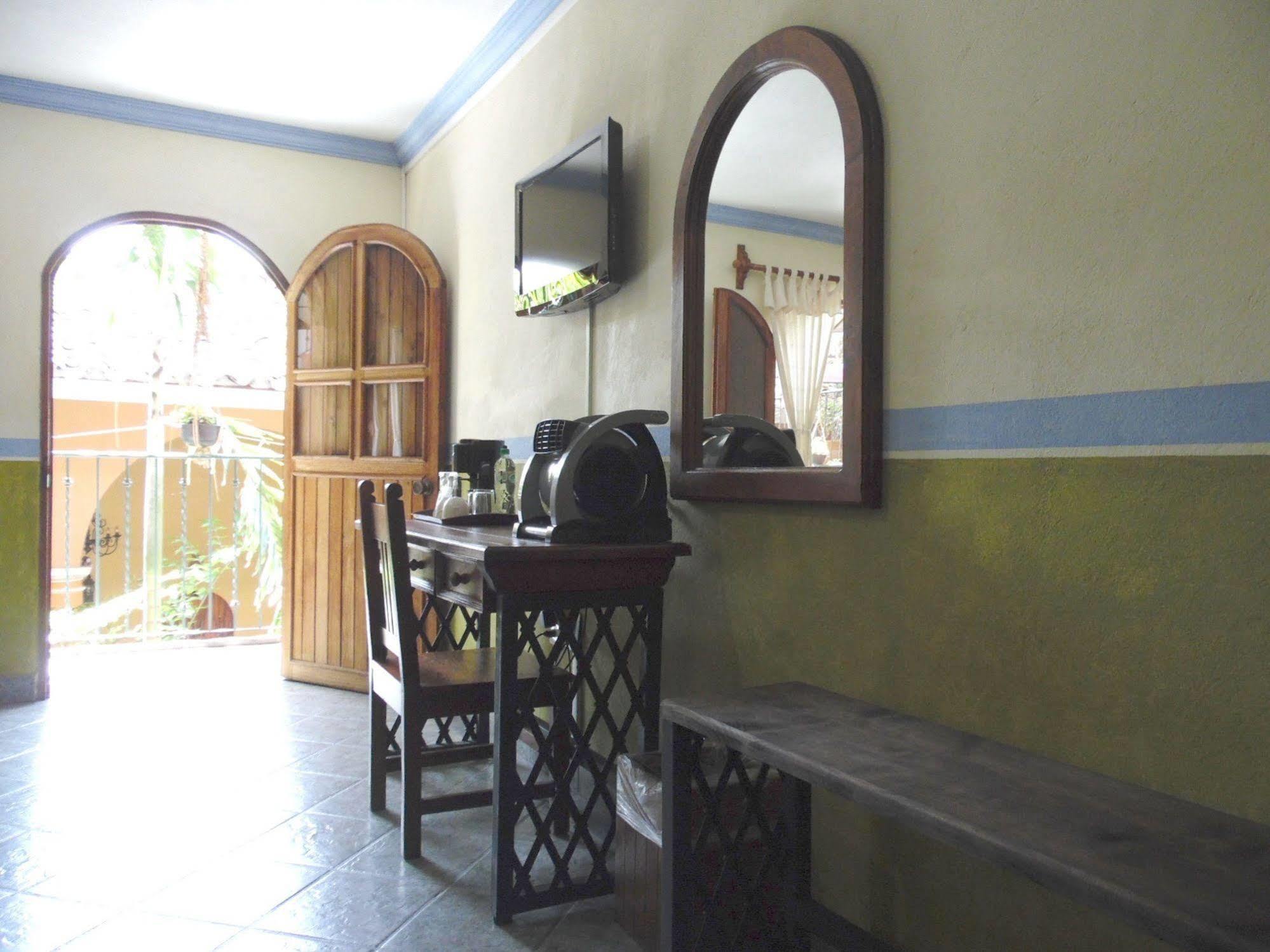 Hotel Posada San Jeronimo Coatepec  Esterno foto